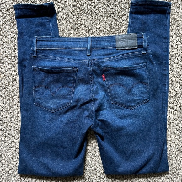 A12- Levi Red Tab 711 Skinny Jeans Dark Wash sz 27 - Picture 6 of 6